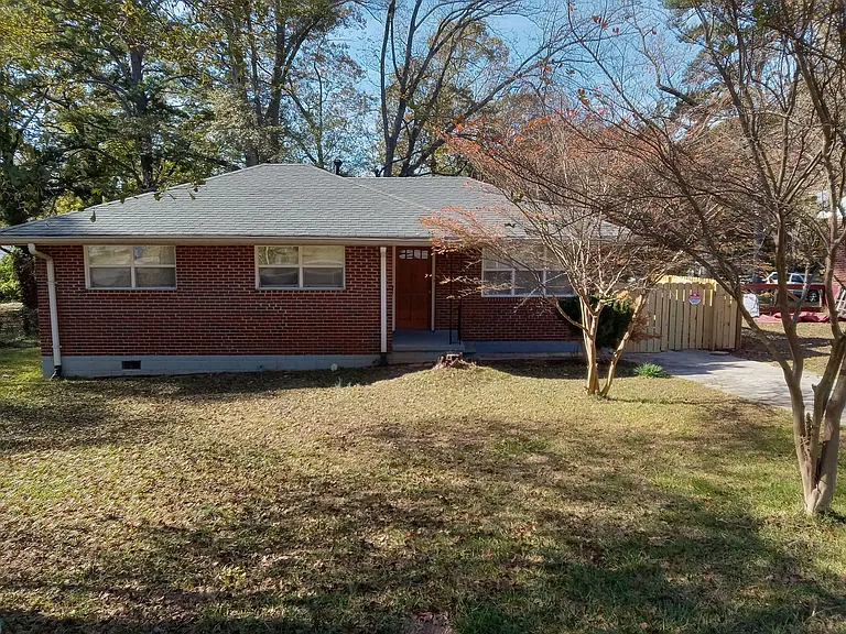 Pine Dr — Photo 1