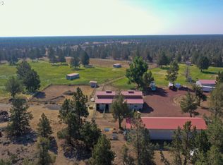9020 97th Hwy, Redmond, OR 97756