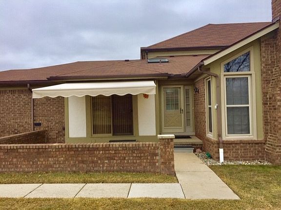 3rd image of 49329 Mackinaw Ct