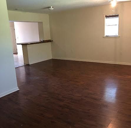 2nd image of 2707 Belmoor Dr #1