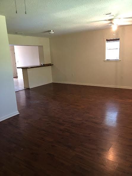 1st image of 2707 Belmoor Dr