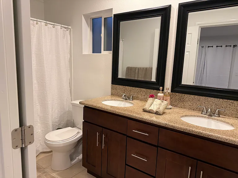 4775 Beverly Ct — Photo 13