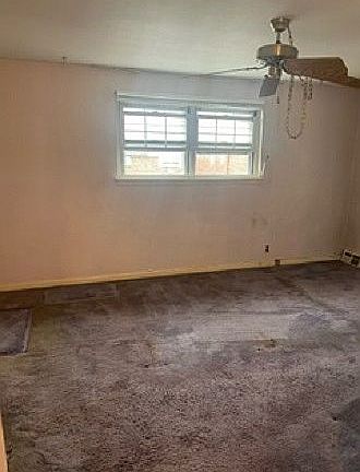 upstairs main bedroom