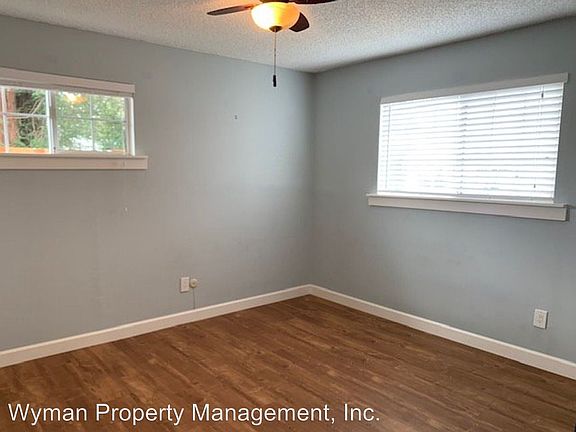 5th image of 4092 Jefferson St