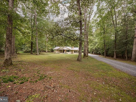 4th image of 4910 Cardinal Dr