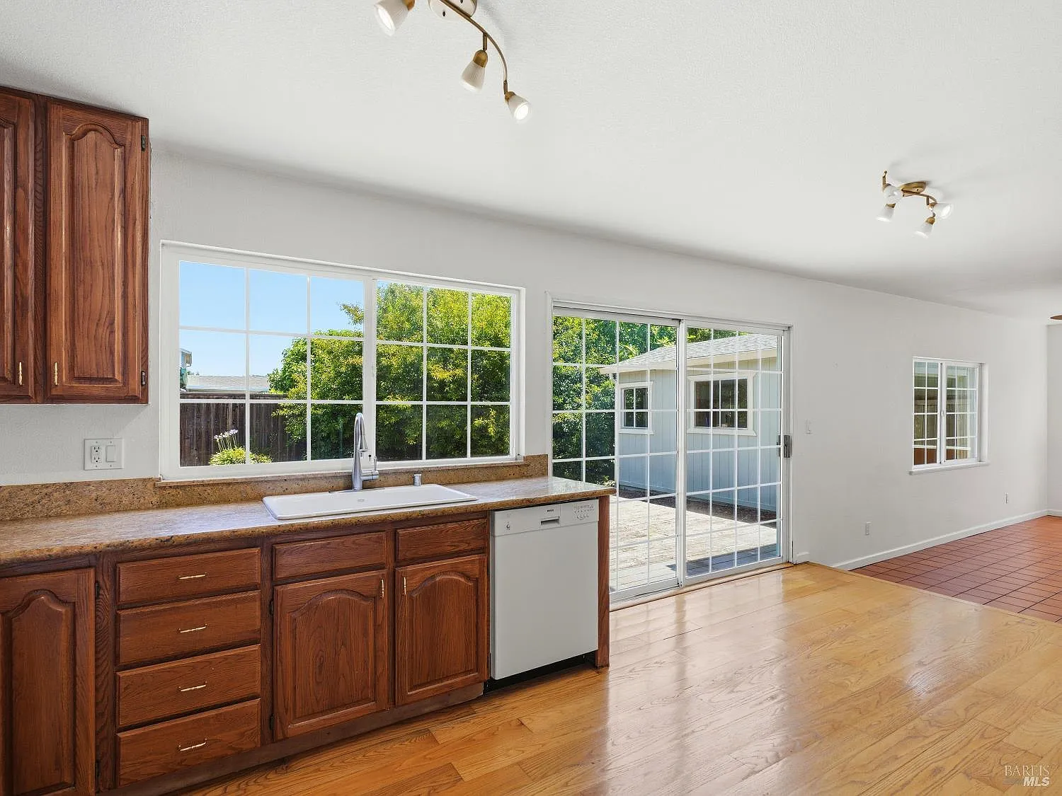 8460 Lancaster Drive - Photo 6