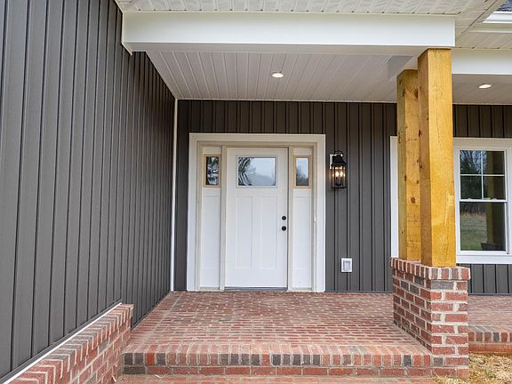 3rd image of 2427 Double Bridges Rd