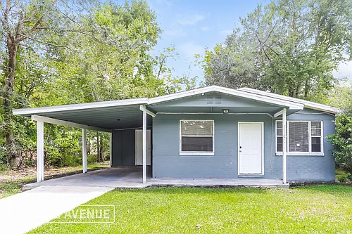 4662 Roanoke Blvd Photo 1