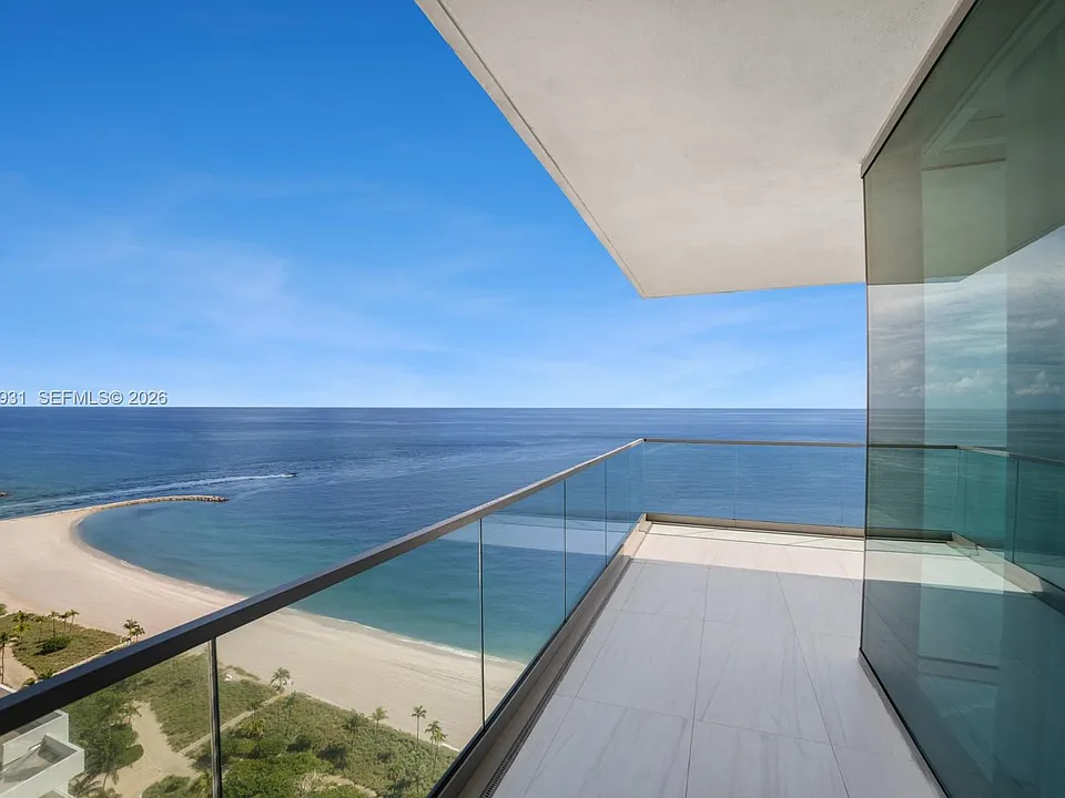 10203 Collins Ave #2501