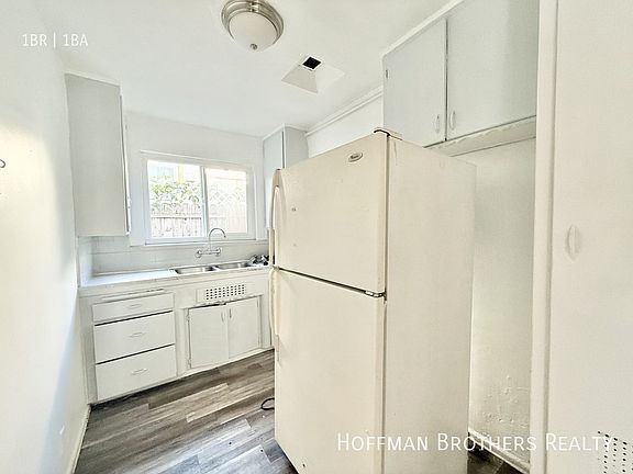 3rd image of 1520 Meadowbrook Ave #15