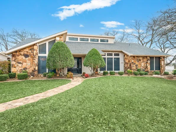 7260 Hudson Cemetery Rd, Mansfield, TX 76063