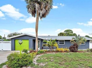 7355 Cass Cir, Sarasota, FL 34231