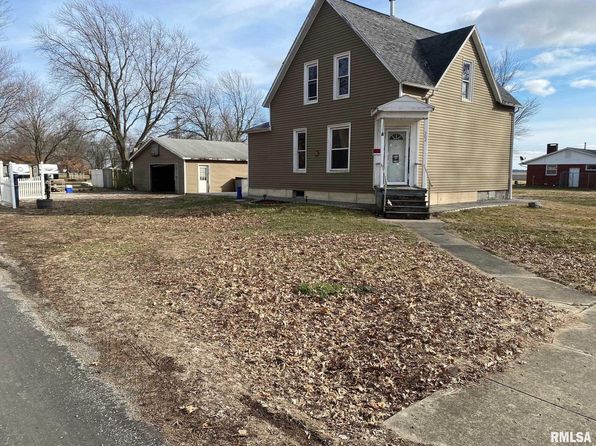 302 S Main St, Stonington, IL 62567