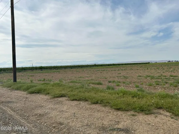 Nka McDonald Rd, Wapato, WA 98951