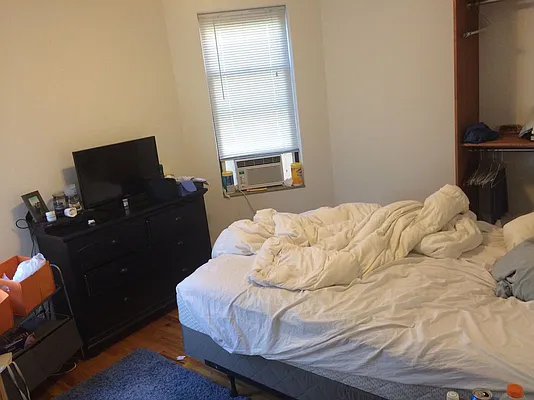 Rented by Aryeh Realty | media 14