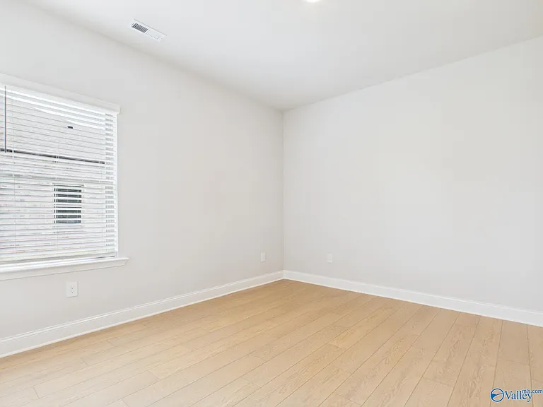 22567 Donahue Rd — Photo 46
