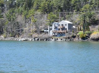8 Camelot Pl, Harpswell, ME 04079
