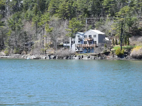 8 Camelot Place, Harpswell, ME 04079
