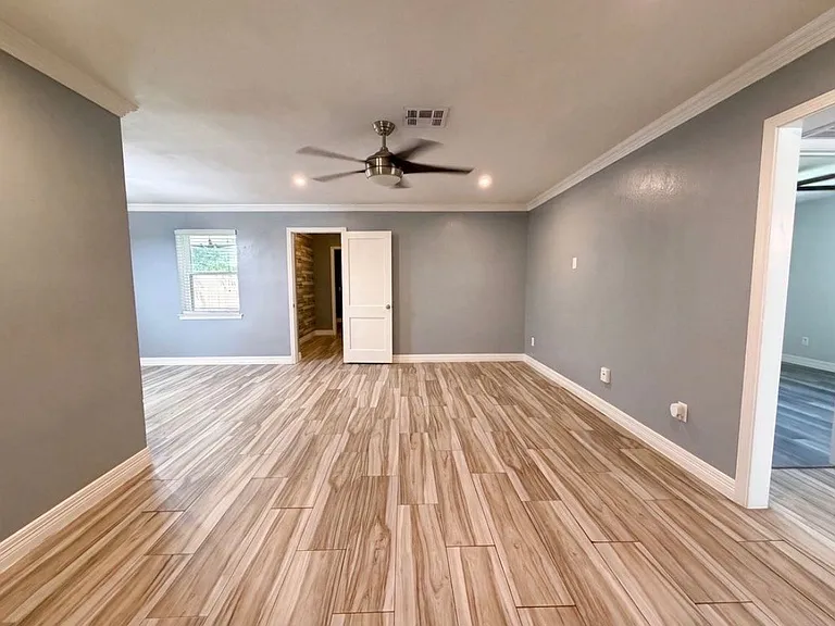 9311 Deanwood St — Photo 3