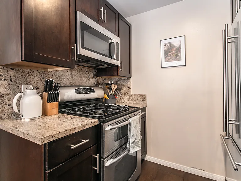 Granite Countertops with Beautiful Colouring