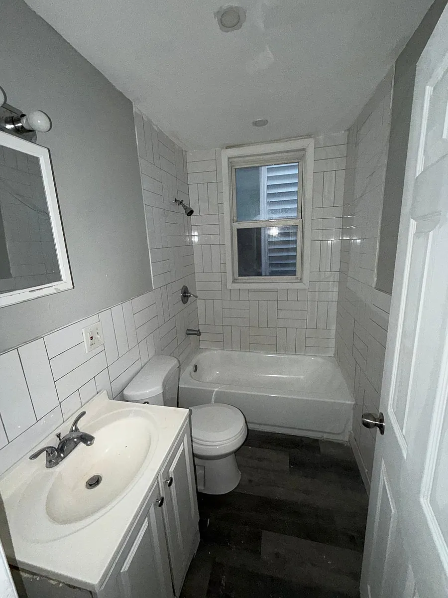 Building Photo - 159 Myrtle Ave #A