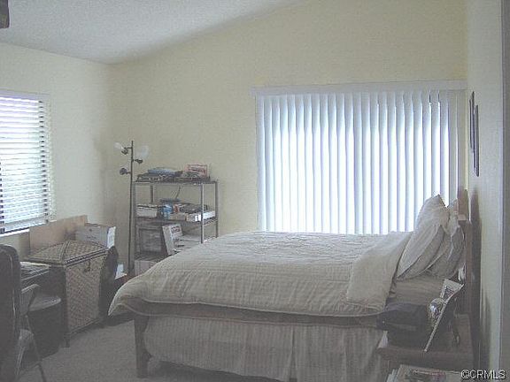 4th image of 2337 E Greenview Dr