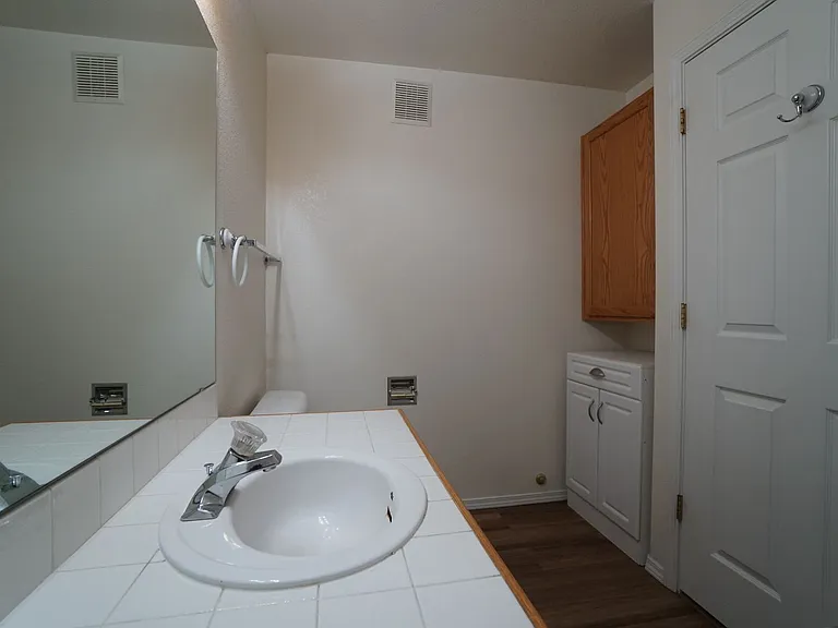 3770 Strawberry Field Grv #B — Photo 14