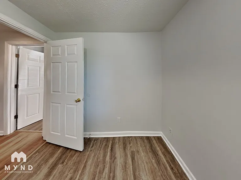 808 W Smith Valley Rd — Photo 12
