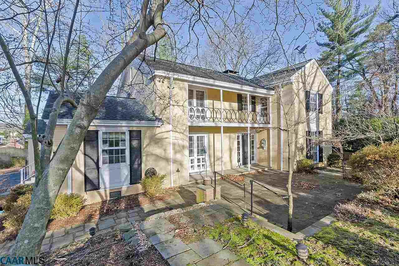 2035 Hessian Rd photo 1