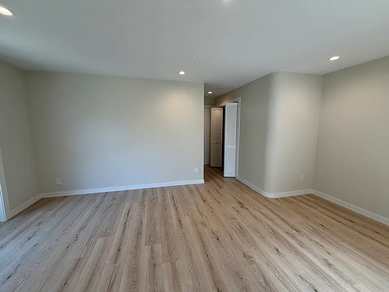 151 Norlyn Dr — Photo 13