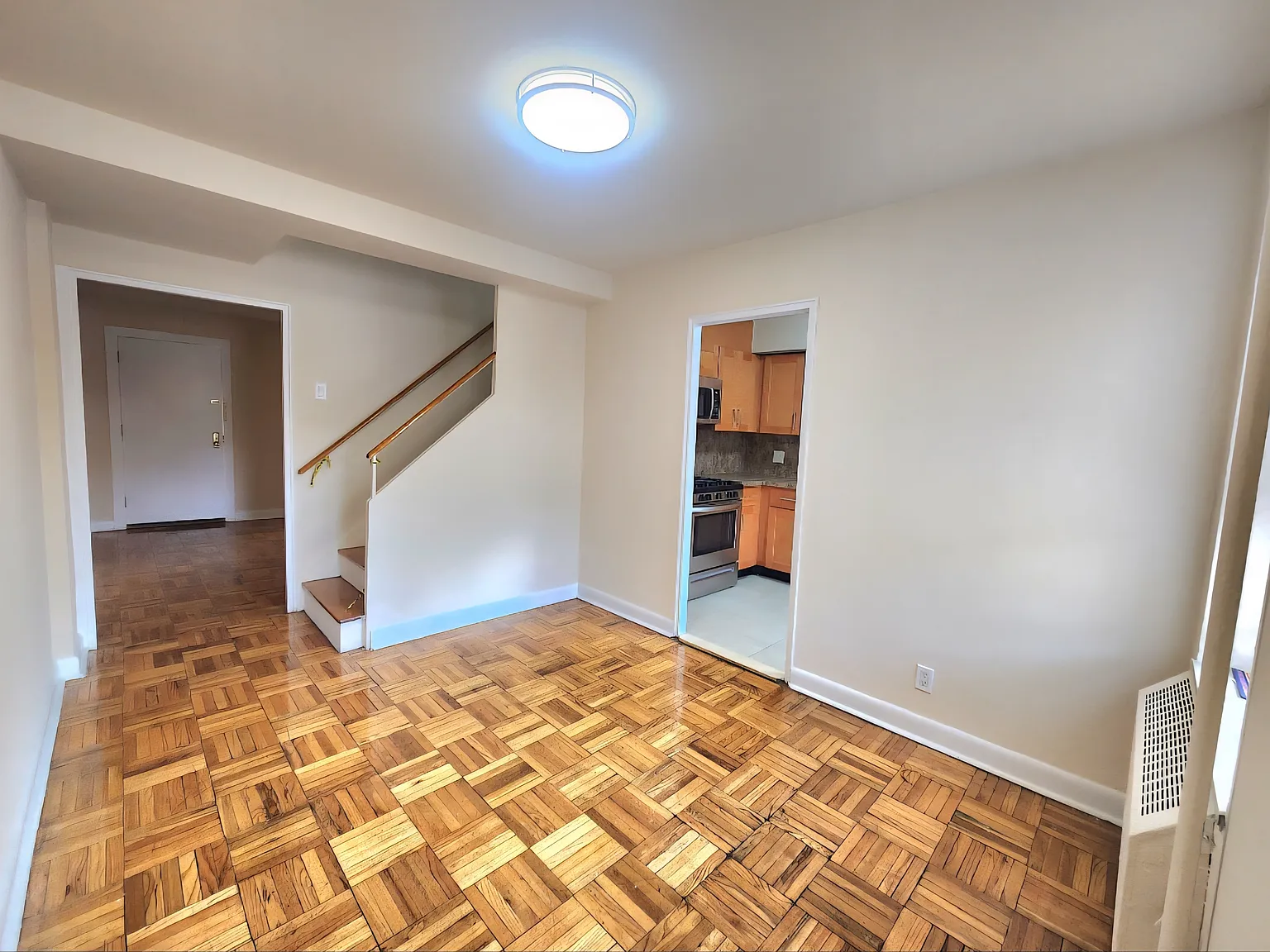 2 bed, 1.5 bath, 1259 sqft, $2,995 — Photo 2