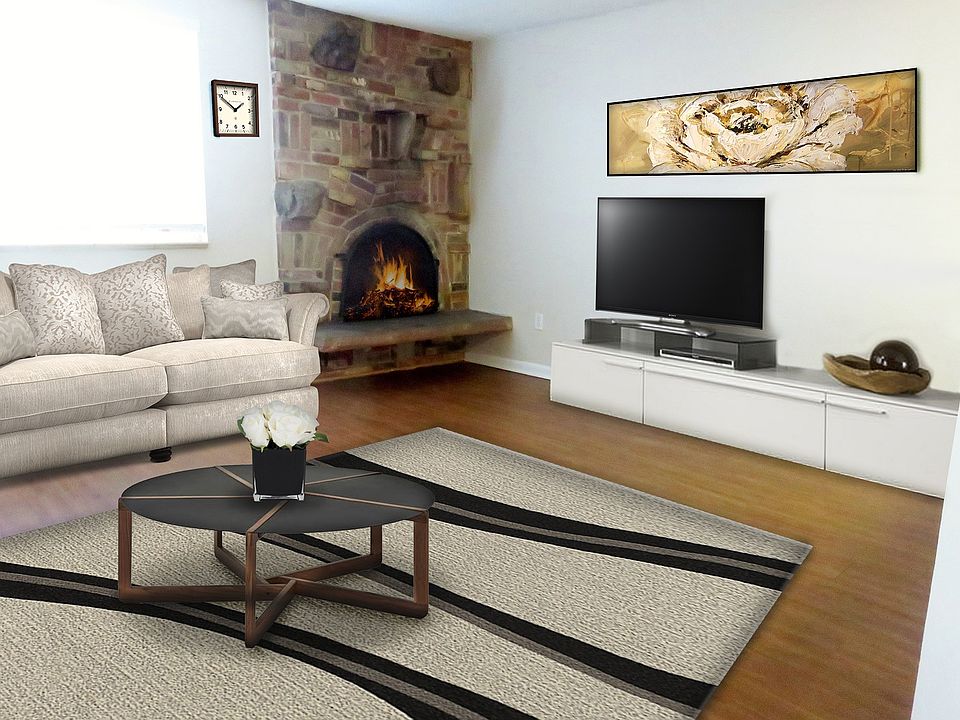 Spacious Living Area