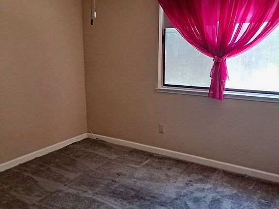 5th image of 1532 Wawona St