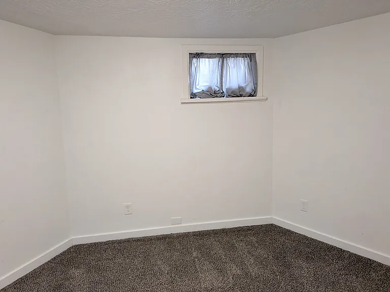 1612 Farr Dr #B — Photo 6