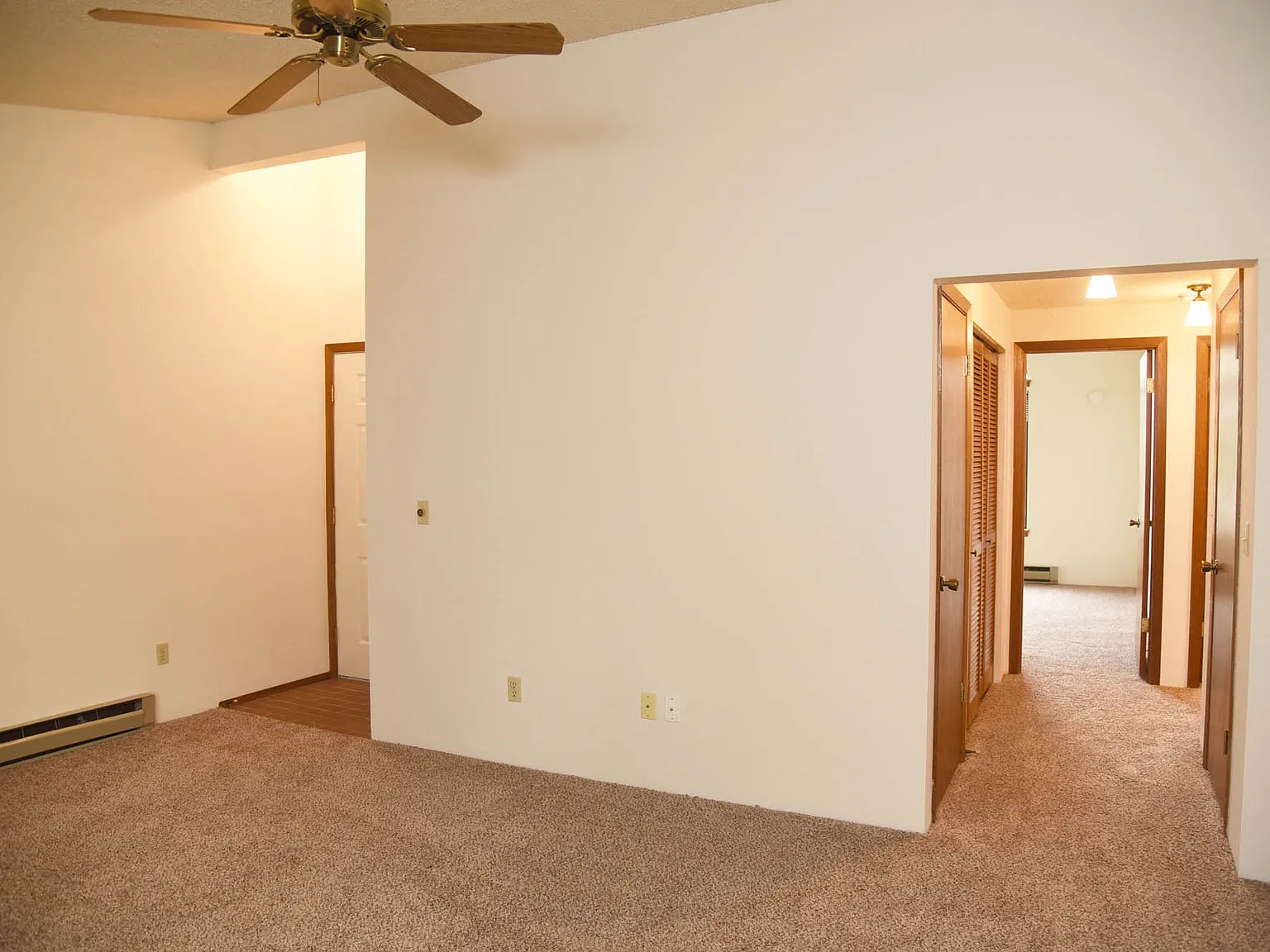 Parc Grand Apartments — Photo 4
