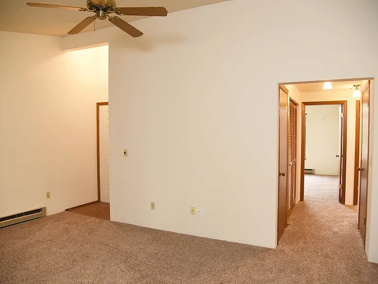 Parc Grand Apartments — Photo 5