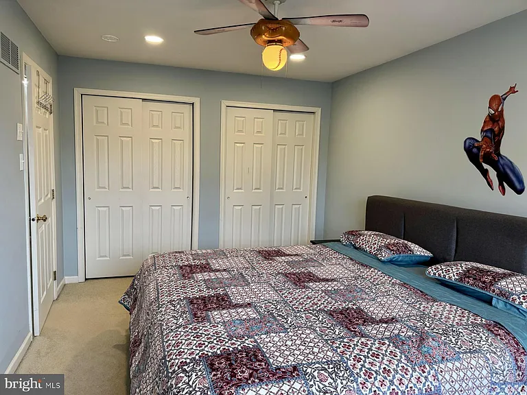 240 Torrey Pine Ct — Photo 30