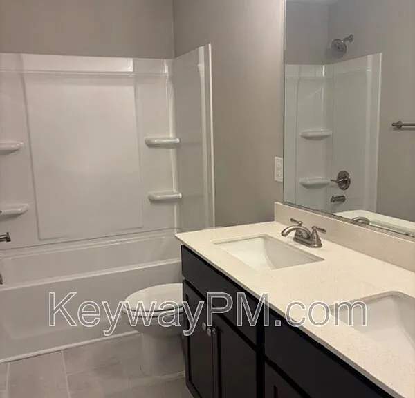 2044 Denmark Ave — Photo 15