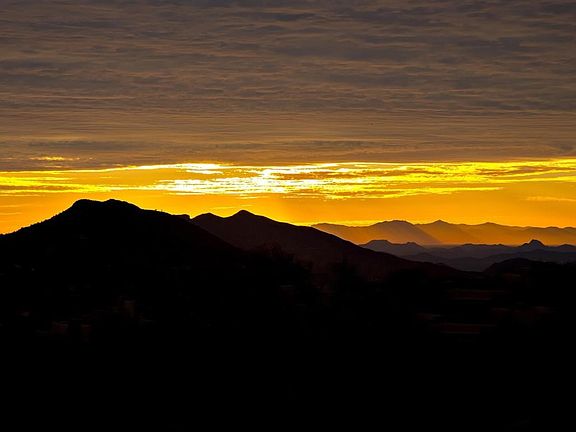 008_Cascading Mountain Views