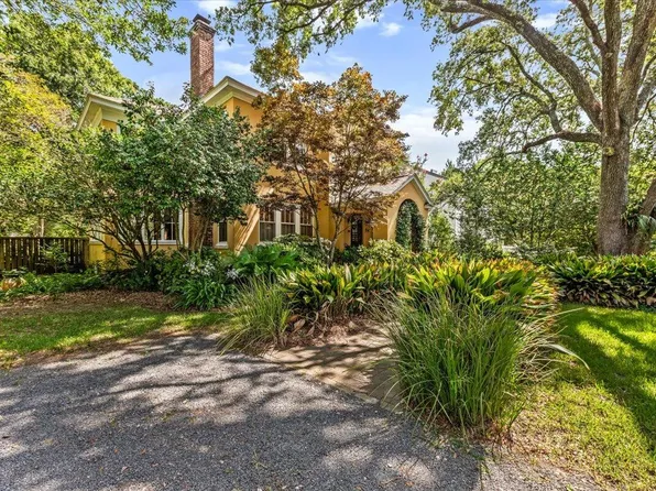 2066 Wappoo Dr, Charleston, SC 29412