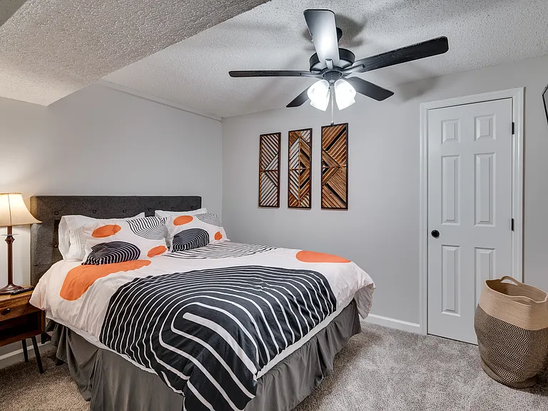 2506 Oakwood Ave #B — Photo 9