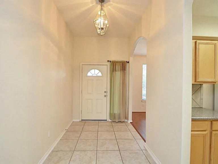 19715 Diamond Hills Ln — Photo 3