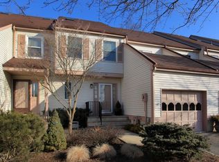 62 Aberdeen Dr N, Mendham, NJ 07945