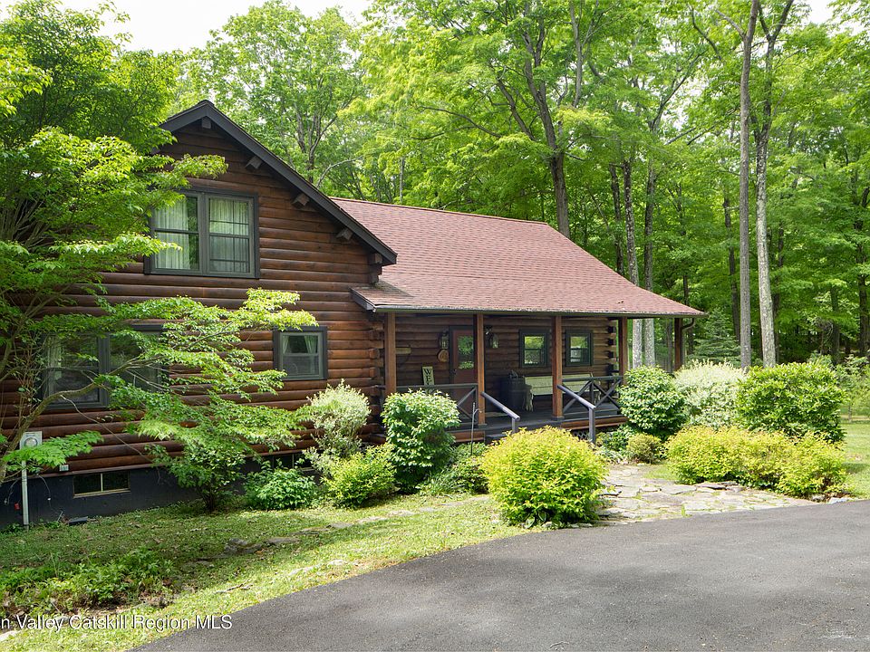 1st image of 126 Quarry Hill Road