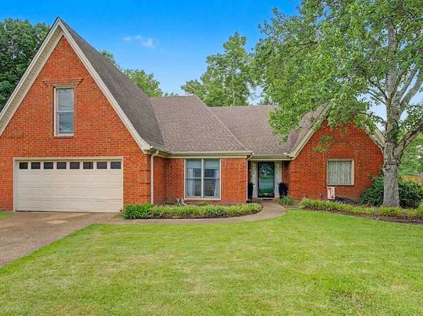 8762 Bredbury Cv W, Cordova, TN 38016