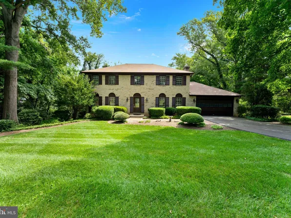 11306 Full Cry Ct, Oakton, VA 22124