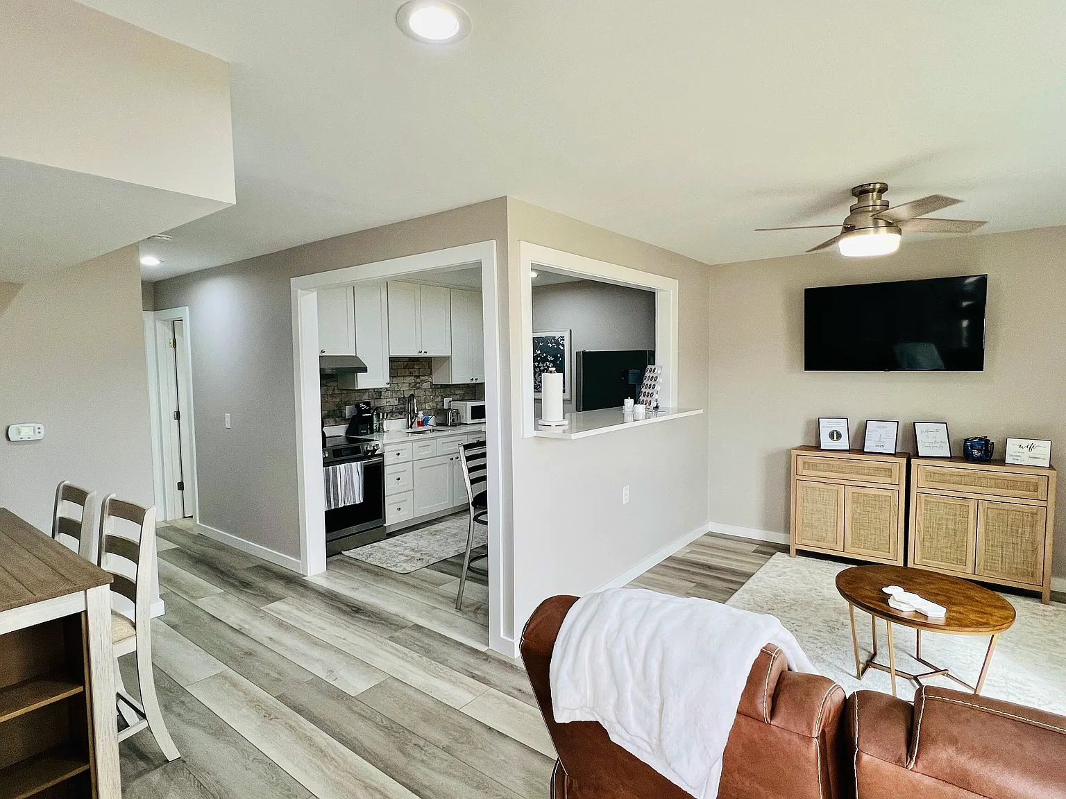 1 bed, 723 sqft, $1,250 — Photo 3