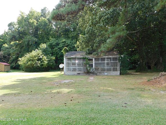 2nd image of 2003 N Road Street