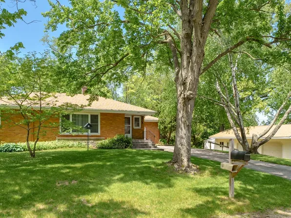 224 Cottage St, Plainwell, MI 49080