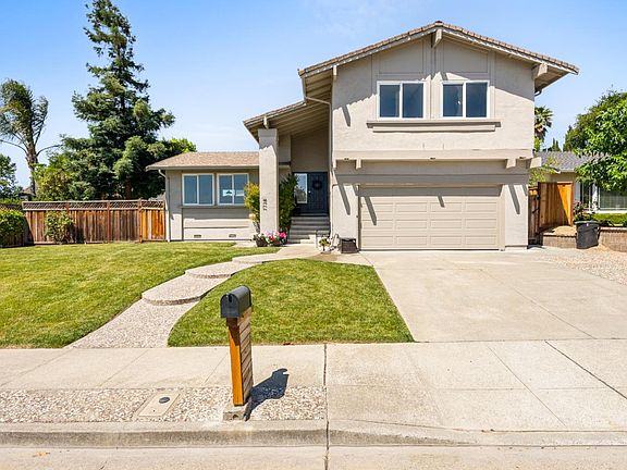 3rd image of 7738 Woodren Ct
